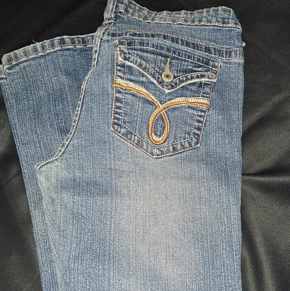 RUE21 BRAND WOMENS JEANS SIZE 9/10 SLIM BOOT